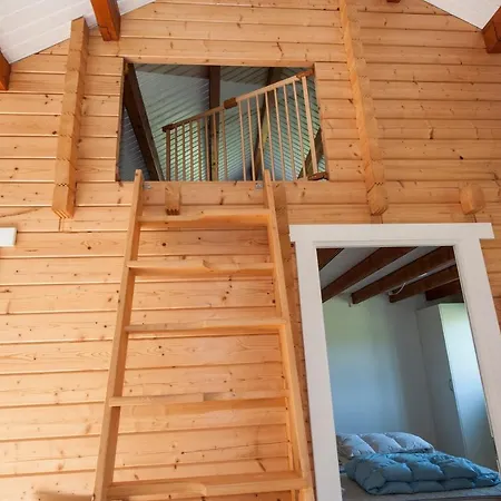 Ferieby - Torpet 81 Hovborg